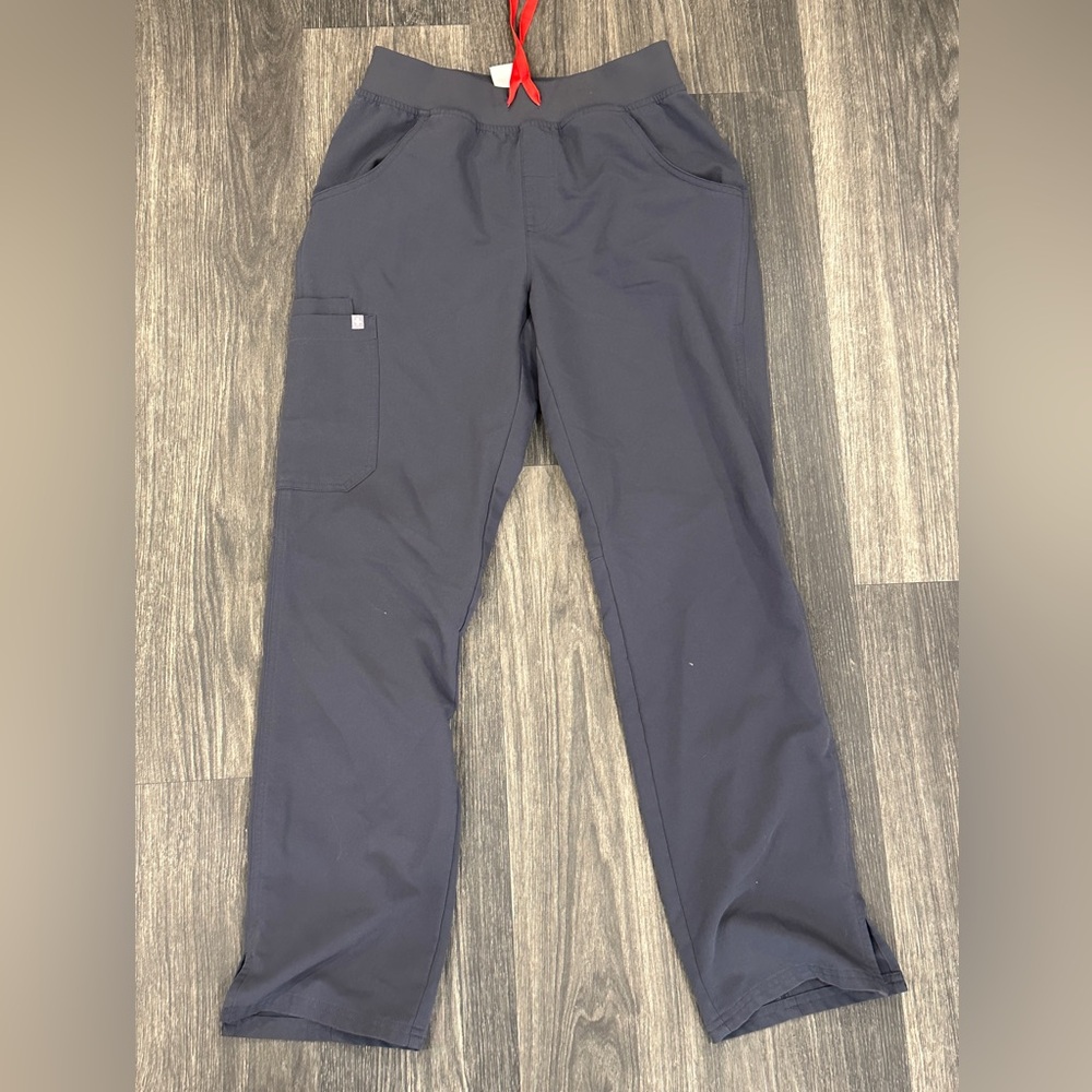 Women’s Kade size small grey bottoms